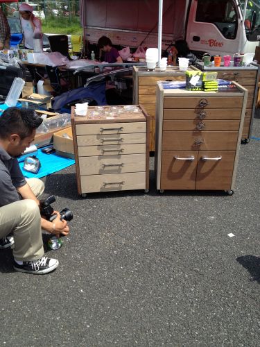 木製ツールキャビネット展示